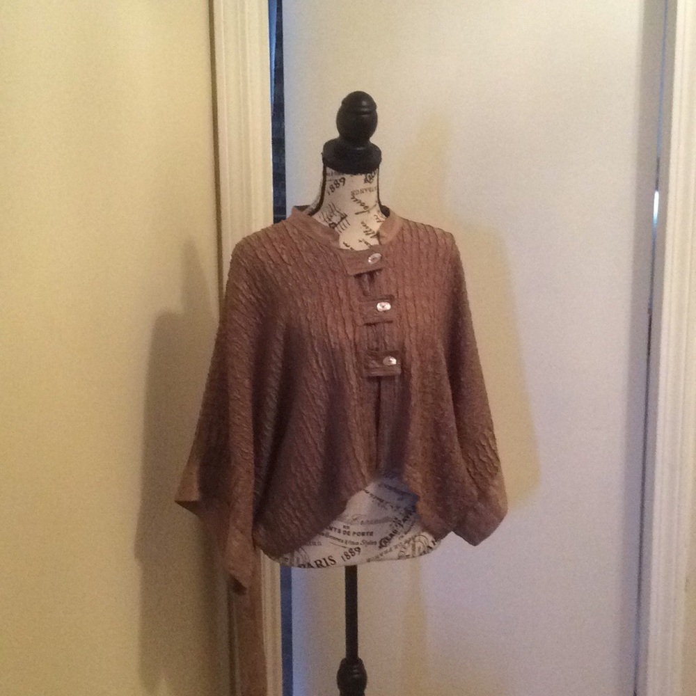 Exotic Bolero-Style Top